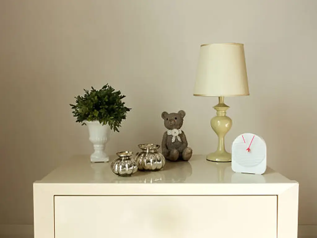 nightstand height 2